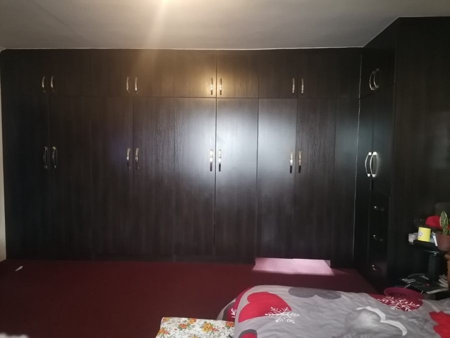 3 Bedroom Property for Sale in Beverly Park Western Cape
